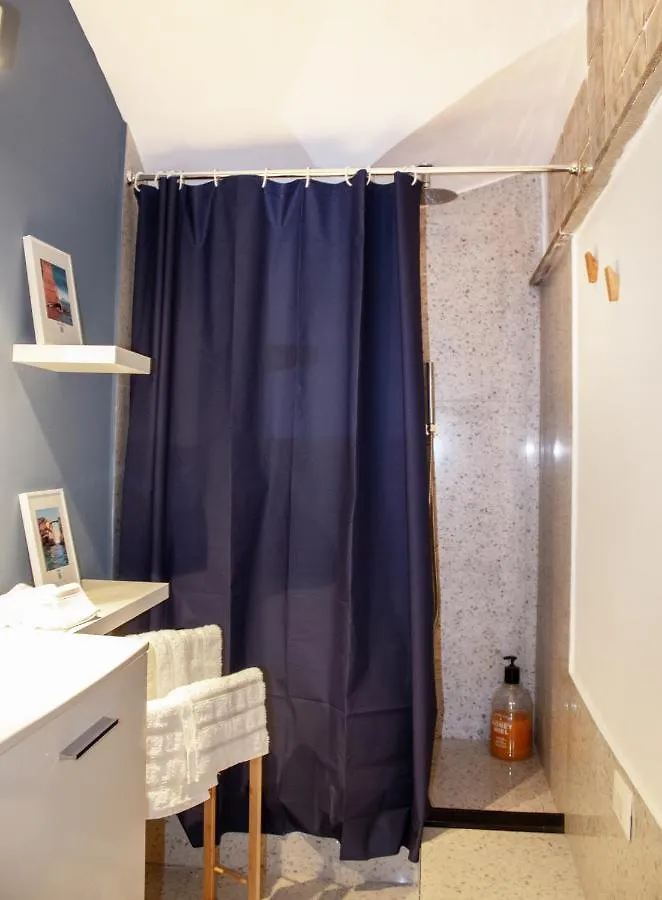 L' Altobasso Apt - Atypical Neapolitan House 0*, 나폴리